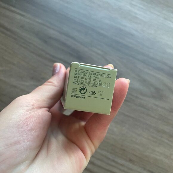 Clinique Even Better Clinical Radical Dark Spot Corrector + Interruptor  1 oz - Picture 4 of 5